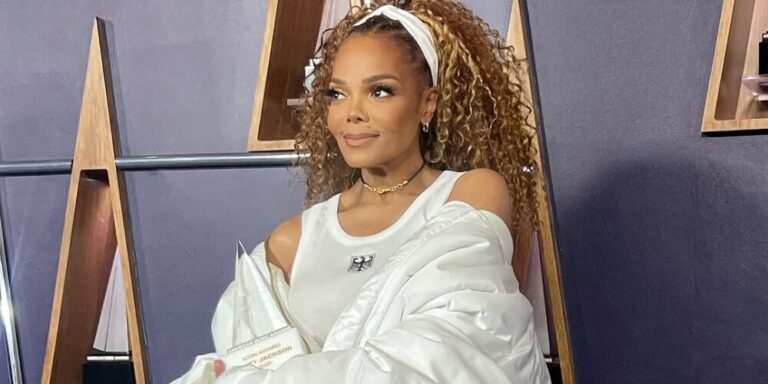 Janet Jackson recibe el ICON Award en los AMAs 2025