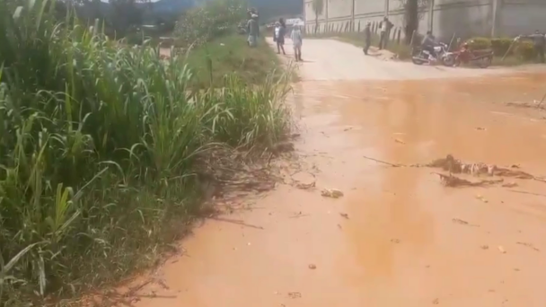 Lluvias dejan incomunicadas varias comunidades en Constanza