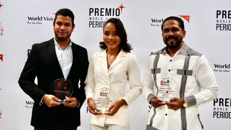 World Vision reconoce periodistas por compromiso de la niñez #FVDigital
