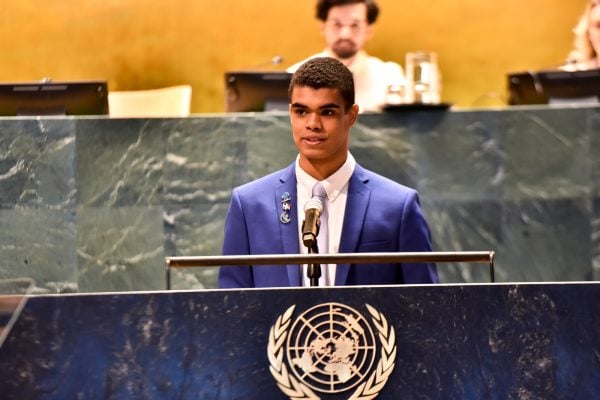 Joven dominicano es nombrado secretario en conferencia de la ONU