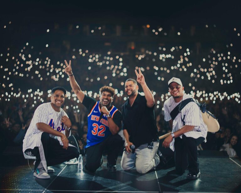 Grupo Barak enciende fe a casa llena en el Prudential Center