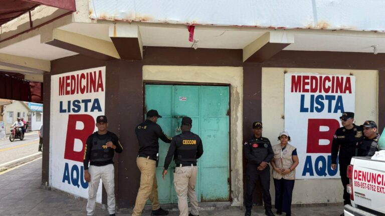 Desmantelan farmacia clandestina con más de 10 millones de medicamentos falsificados