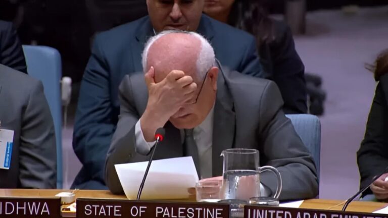 Los niños se mueren de hambre