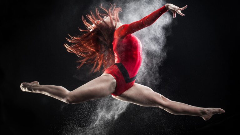 Padres de gimnastas se solidarizan con madre que denunció acoso de entrenador