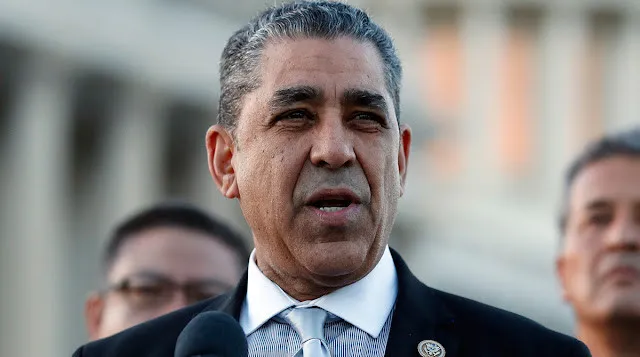 adriano-espaillat-1200x670.webp.webp