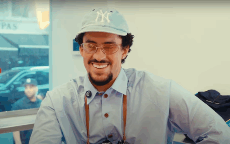 Bad Bunny aconseja dejar la manigueta (video) – #DeInteres   #FVDigital