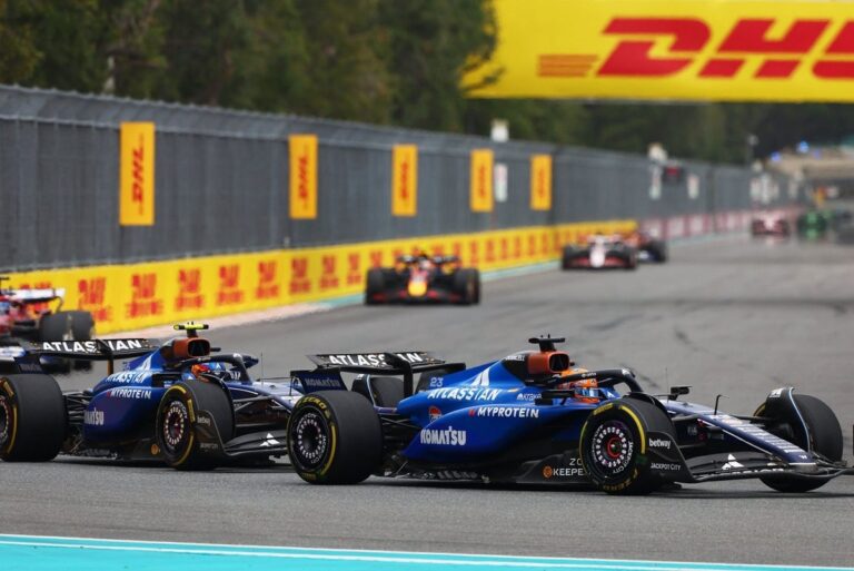 #Deportes: “El equipo dijo de conservar posiciones… pero Albon no debió recibir el mensaje” #F1