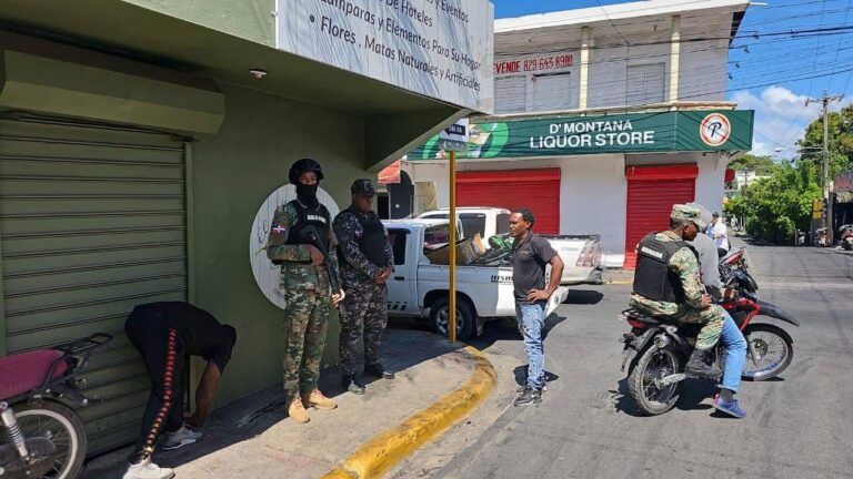 Refuerzan seguridad en Las Terrenas tras protestas y llamado a huelga