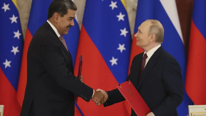 el-presidente-de-venezuela-nicolas-maduro-y-su-homologo-ruso-vladimir-putin-este-miercoles-en-moscu.webp