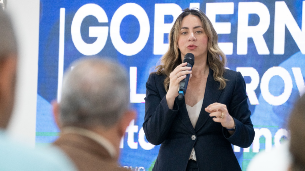 “Gobierno en las Provincias” revela avances en cobertura educativa, servicios a estudiantes y mejora en infraestructura escolar en SDO