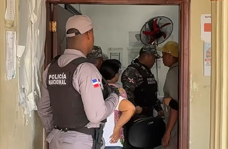 Una adolescente de 17 años