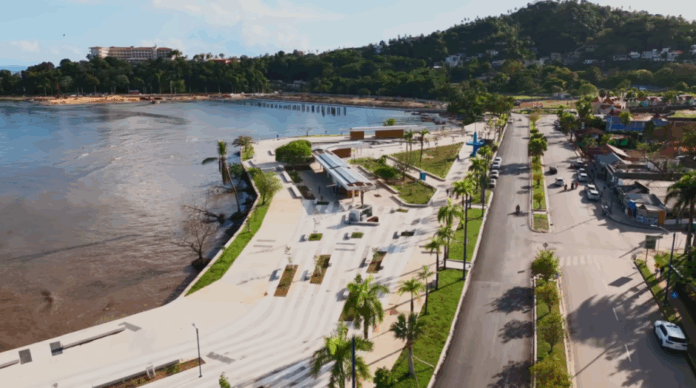 malecon-de-samana.png