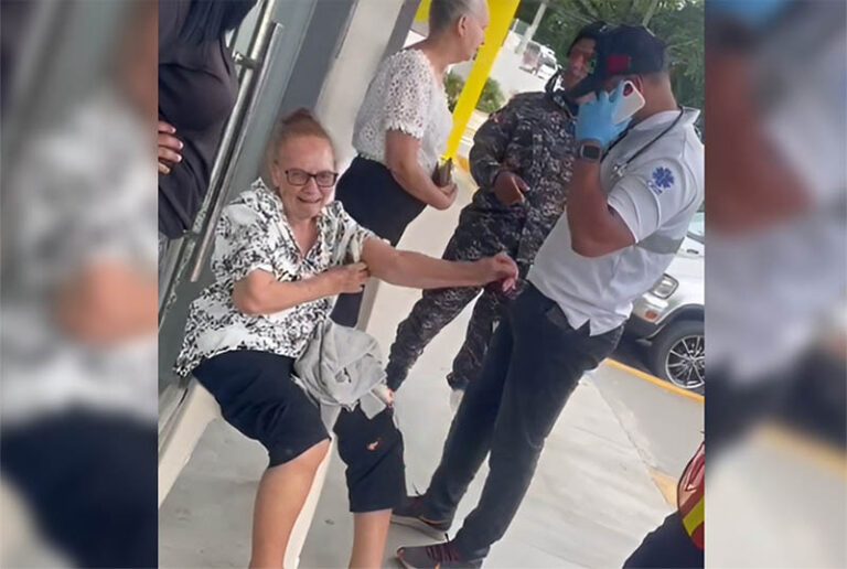 Señora por parte de hija