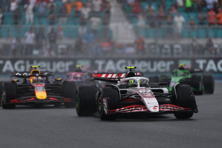 #Deportes: Bearman pierde su punto de la sprint en Miami por una penalización #F1