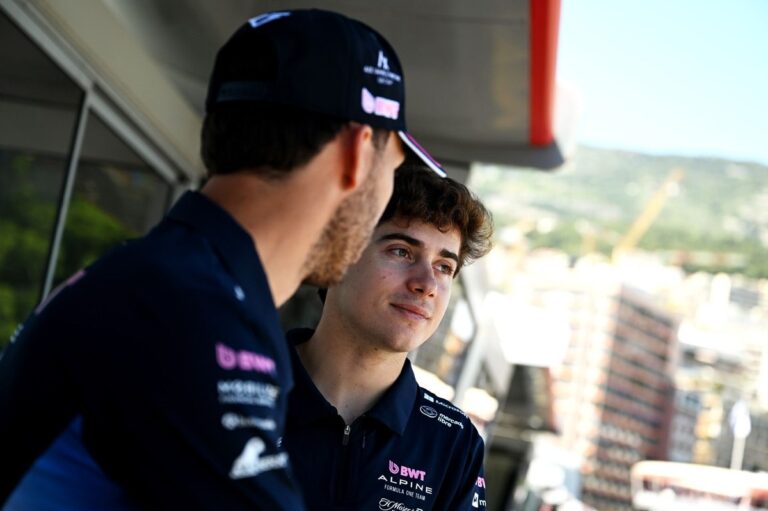 Colapinto explica su adaptación al Alpine F1 y pide parar el abuso online #F1 #FVDigital