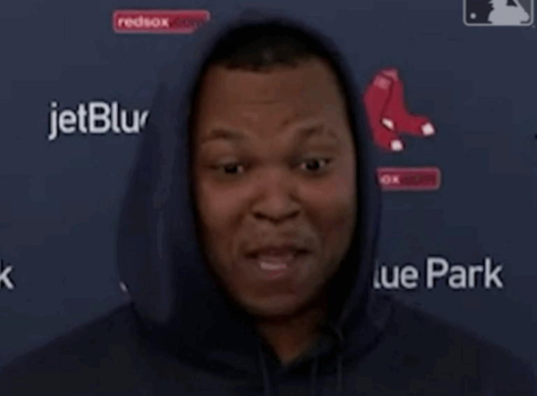 Rafael Devers se niega a moverse a primera base – #DeInteres   #FVDigital