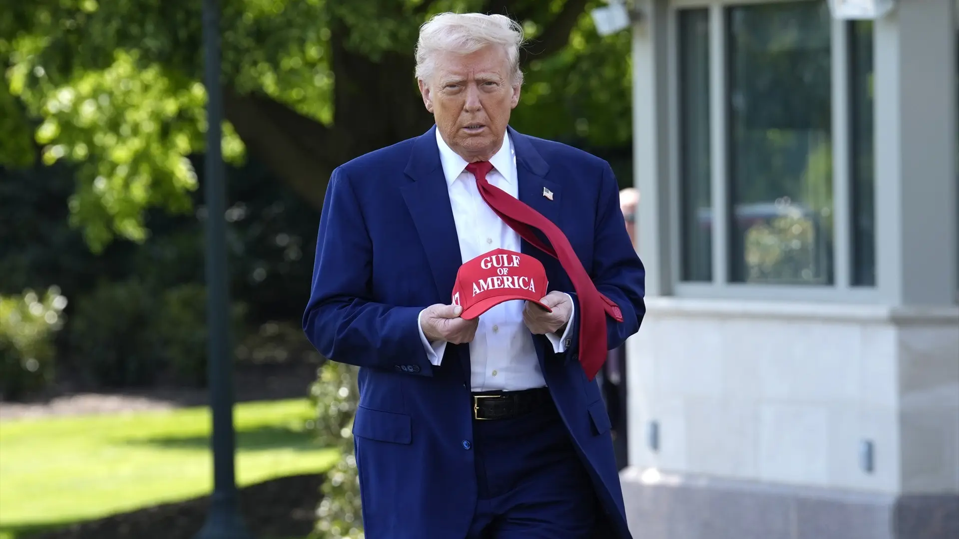 trump-foto-gorra.jpeg