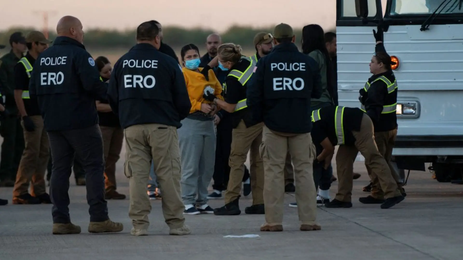 #Mundo:Estados Unidos ofrecerá una ayuda de 1.000 dólares a las personas indocumentadas que elijan autodeportarse