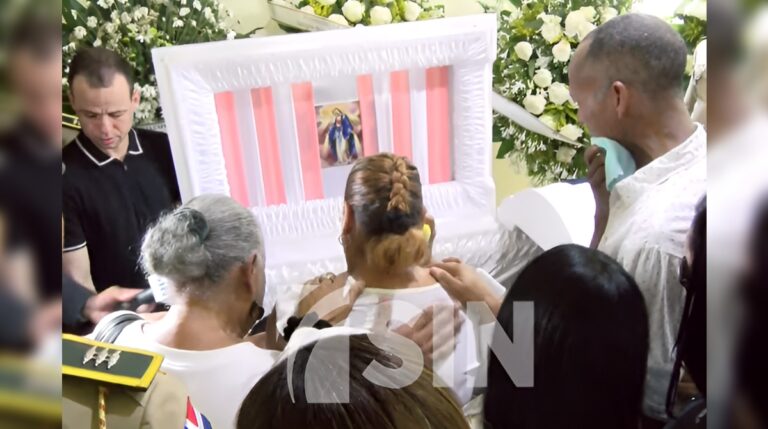 Despiden a la capitana Alba Montero Rojas en Villa Tapia #FVDigital #FelixVictorino