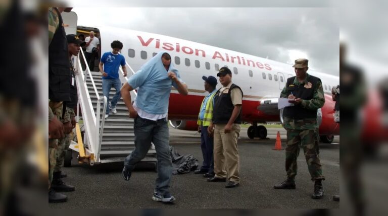 Llegan al país 140 dominicanos deportados desde EE.UU. #FVDigital #FelixVictorino