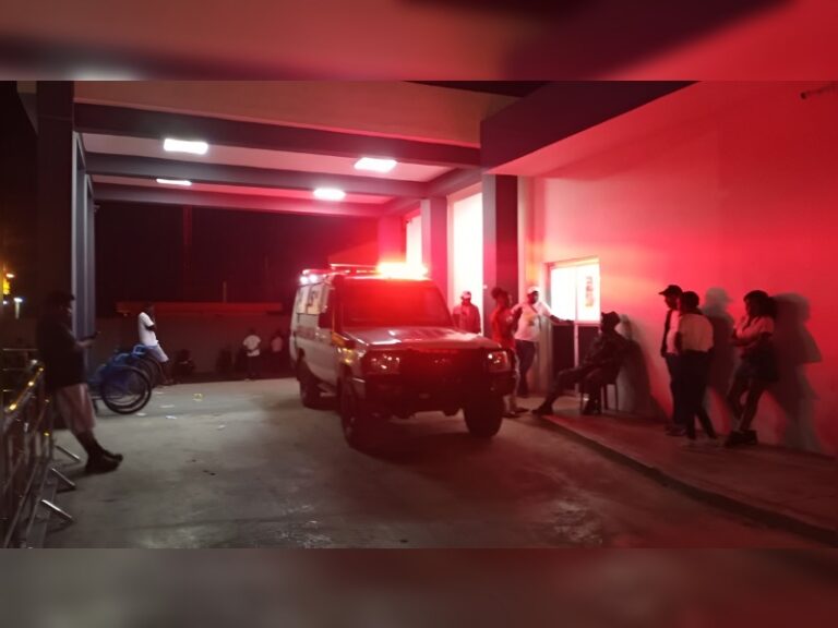 Dos personas pierden la vida tras incidente vial en carretera de Puerto Plata #FVDigital #FelixVictorino