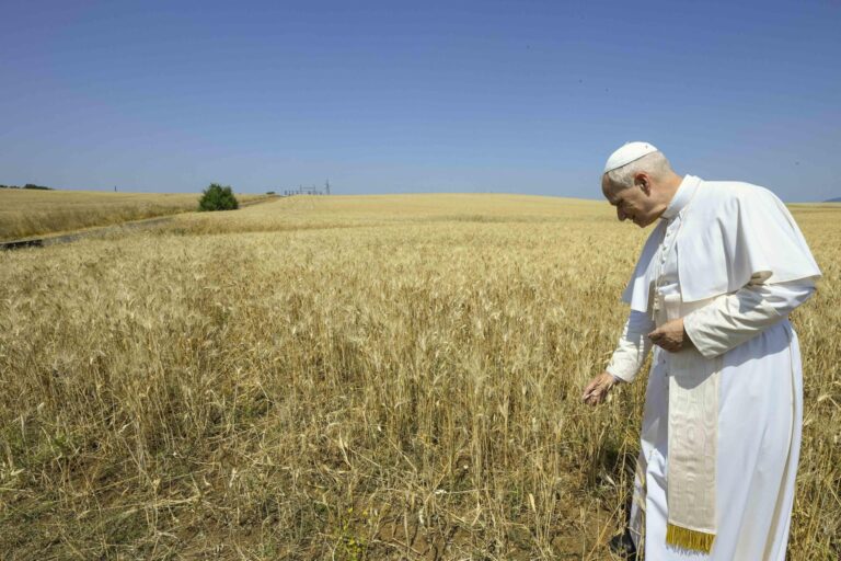 Papa aprueba decretos para beatificar 124 andaluces asesinados #FVDigital