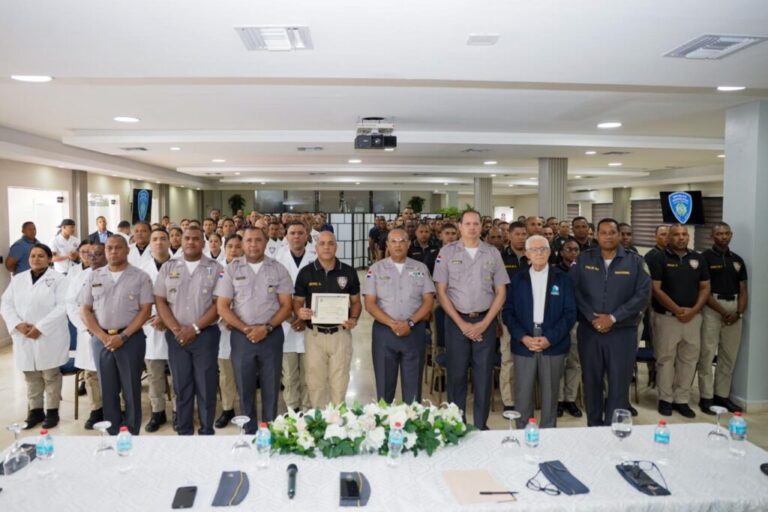 Policiales: Policía Nacional gradúa 58 nuevos técnicos en Criminalística y Procesamiento de la Escena