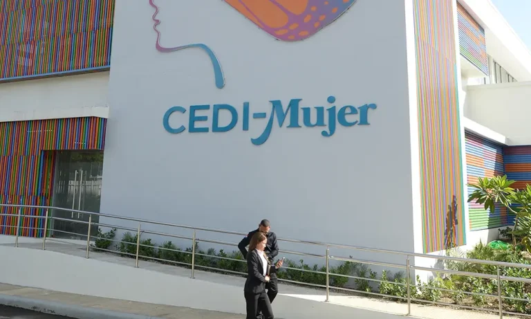 Abren refugio integral para mujeres y adolescentes vulnerables en SDN