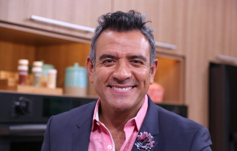 ¿Héctor Sandarti regresa a Telemundo con Top Chef VIP 4?