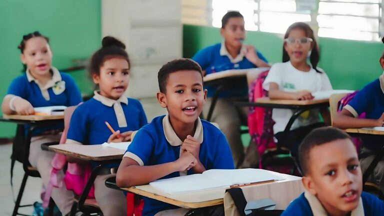 ¡Ya hay fecha! Calendario escolar 2025-2026 iniciará el 25 de agosto