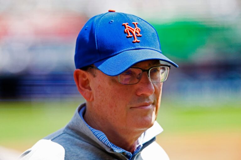 Dueño de Mets Steven Cohen se disculpó por la racha adversa del equipo