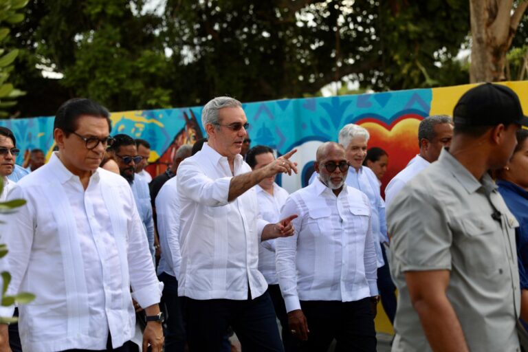 Abinader resalta obras realizadas en Santiago durante su Gobierno; dice conllevan inversión importante