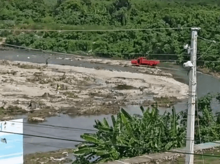 Denuncian extracción ilegal de arena en el río Nigua – #DeInteres   #FVDigital