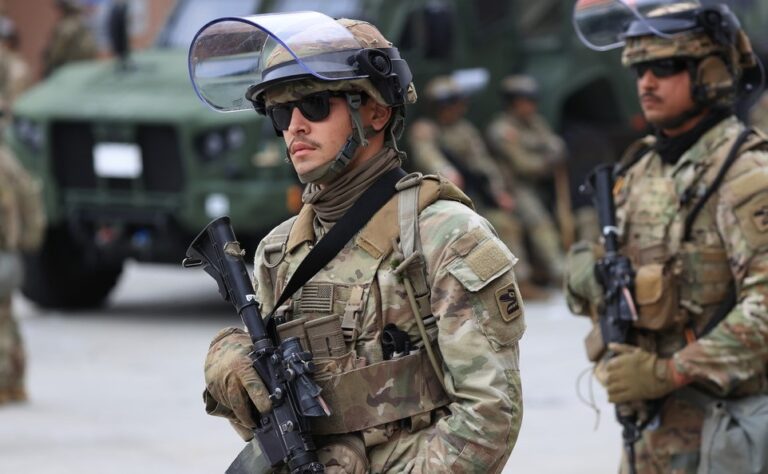 Gobernador de California exige a Trump retire las tropas #FVDigital