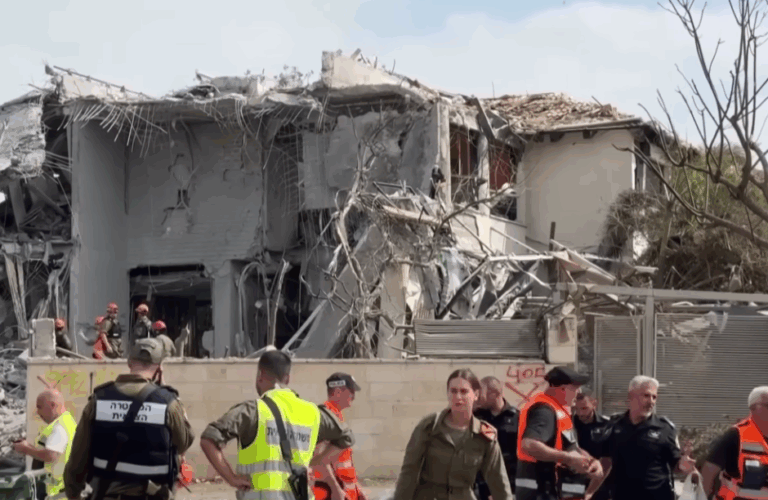 Irán lanza 40 misiles contra Israel – #DeInteres   #FVDigital