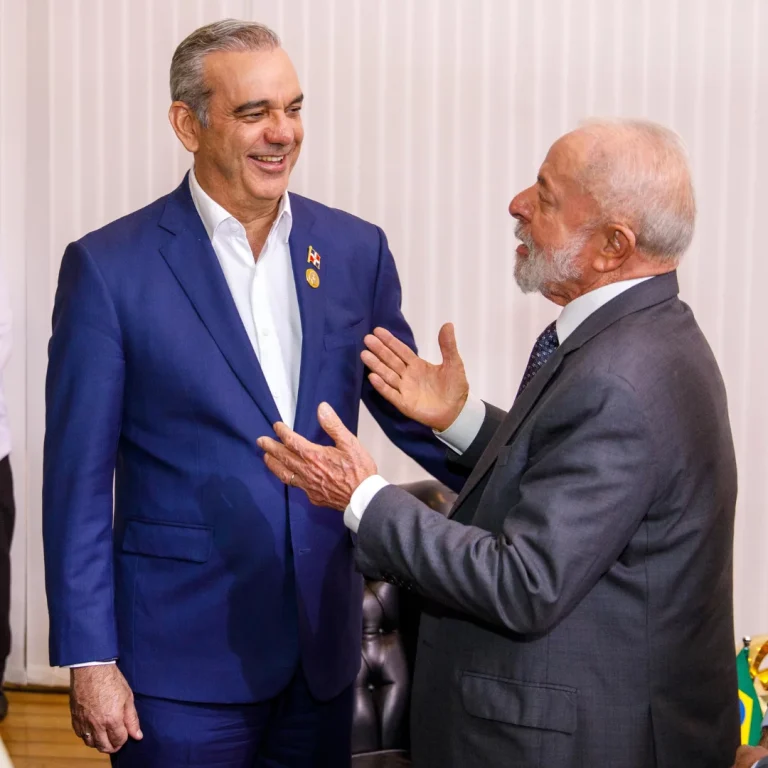 Abinader y Lula da Silva se reúnen para tratar seguridad