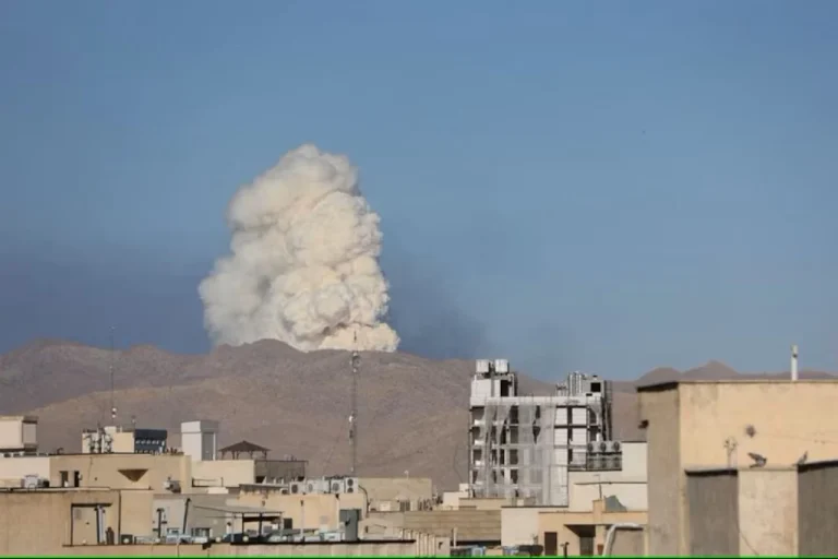 Régimen de Irán descartó renunciar programa nuclear