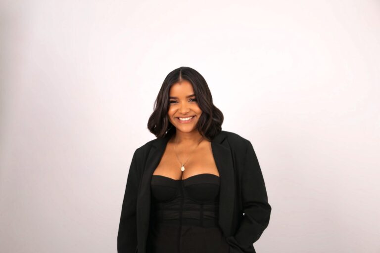 Cristina Suárez: Cuando el humor se convierte en herramienta de cambio