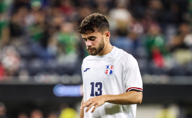 Edison Azcona abandona la concentración de la Selección Dominicana en la Copa Oro por lesión