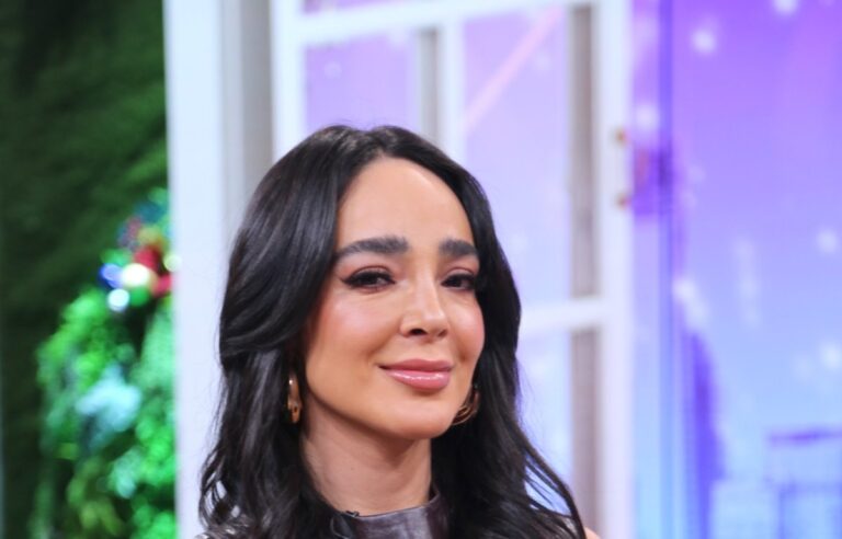 Manelyk y Caramelo, ¿se besan? en Premios Tu Música Urbano