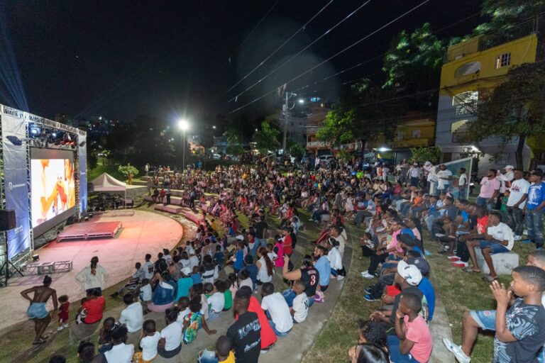 Cine al aire libre y gratis en Santo Domingo: RUEDA CINE llega a finales de junio – #DeInteres   #FVDigital