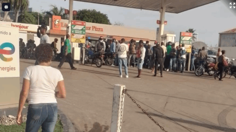 Dos muertos en estación de combustible de Villa Mella