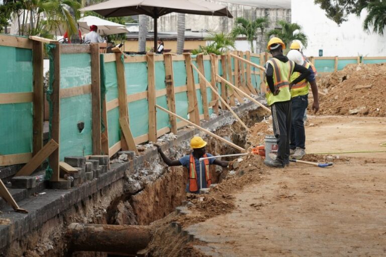 Lentitud en los trabajos de remodelación en la Zona Colonial #FVDigital
