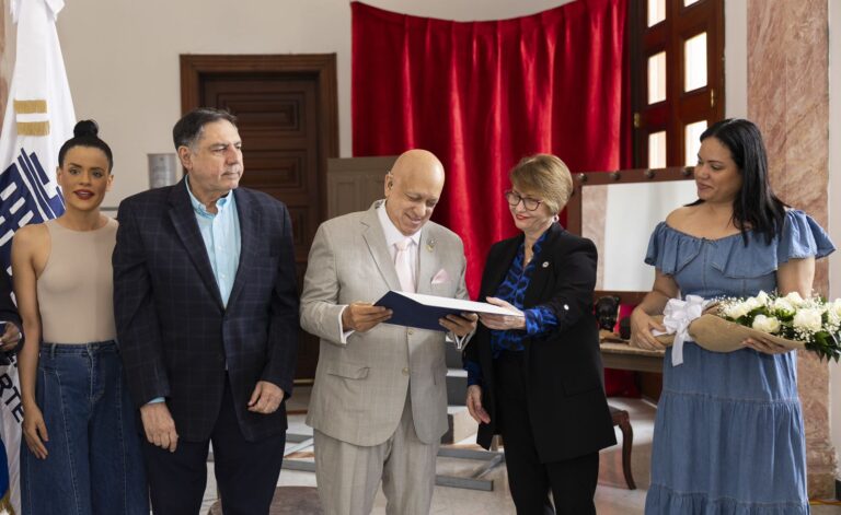 Bellas Artes rinde homenaje a Giovanny Cruz Durán
