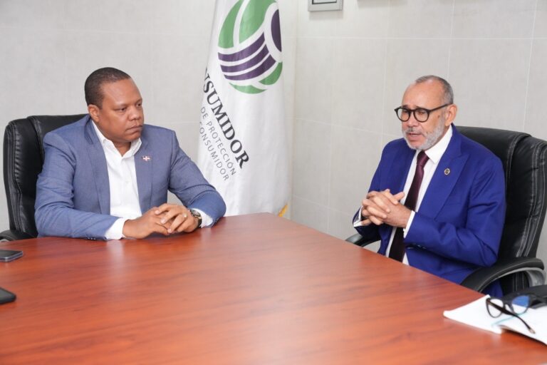 INABIE solicita a Pro Consumidor prevenir y sancionar venta de kits escolares con su logo