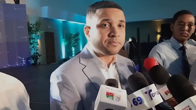 Ministerio de la Juventud lanza proyecto “CREA RD” para impulsar la innovación juvenil