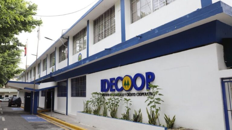 IDECOOP monitorea en tiempo real a 49 cooperativas para prevenir el lavado de activos