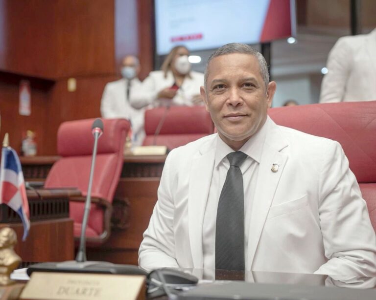 Proyectos de ley de castración a violadores y pensión a huérfanos por feminicidio aún se discuten