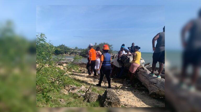 Realizan búsqueda de persona desaparecida en aguas de Boca del Soco #FVDigital #FelixVictorino