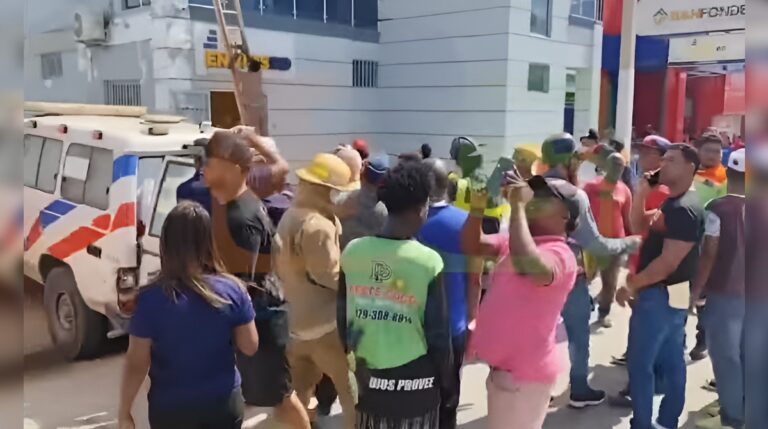 Trabajador sufre incidente eléctrico tras labores en estructura elevada en Santiago #FVDigital #FelixVictorino